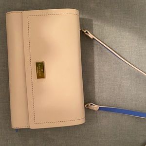 Kate spade purse with detachable strap
